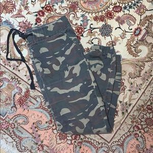 Camo adjustable waist juniors elastic pants